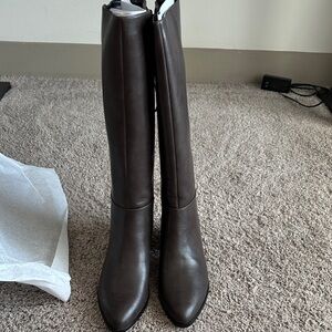 Elegant Brown Knee-High Women's Boots